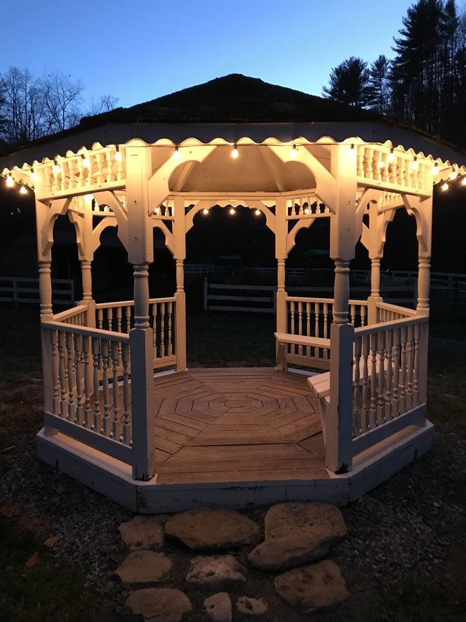 Valle Crucis Farm Exterior photo